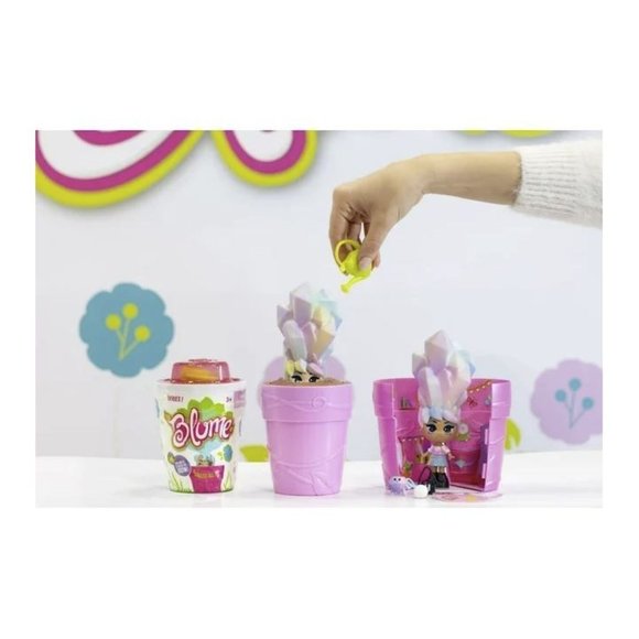 NEW Blume Series 1 Just Add Water Doll and 10 surprises inside! Collect them all - Picture 2 of 2